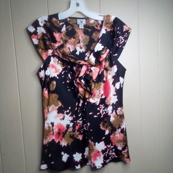 Free With Bundle omen's Floral Ruffle Top - Picture 1 of 13